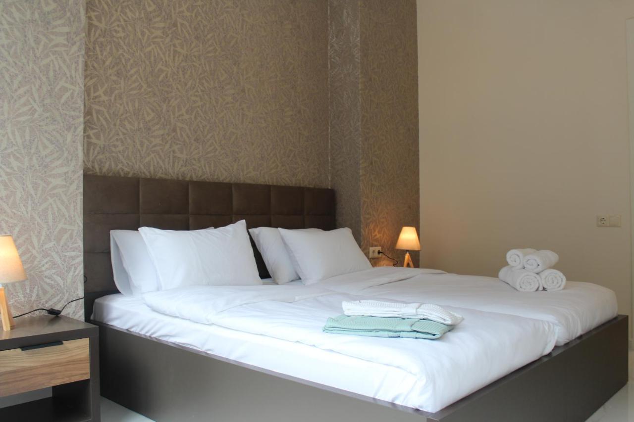 Horizons Hotel Rooms Батуми Екстериор снимка