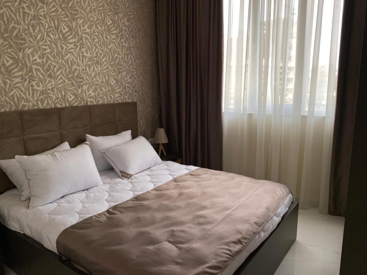 Horizons Hotel Rooms Батуми Екстериор снимка